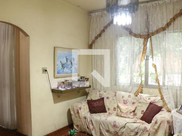 Casa aluguel em Região Geográfica Imediata do Rio de Janeiro, Região Metropolitana do Rio de Janeiro