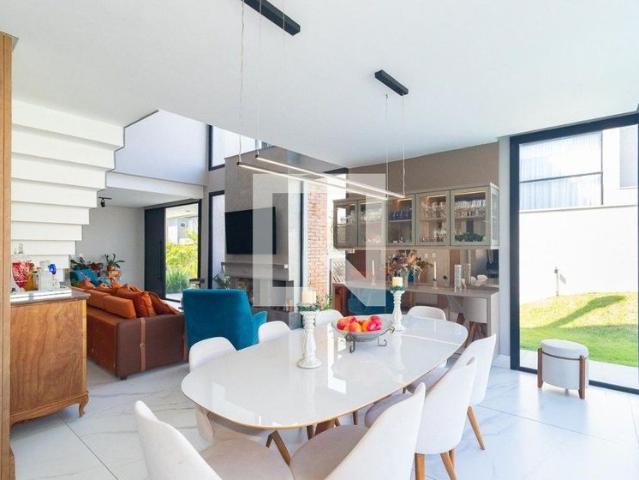 Casa aluguel em Região Geográfica Imediata de Porto Alegre, Região Metropolitana de Porto Alegre