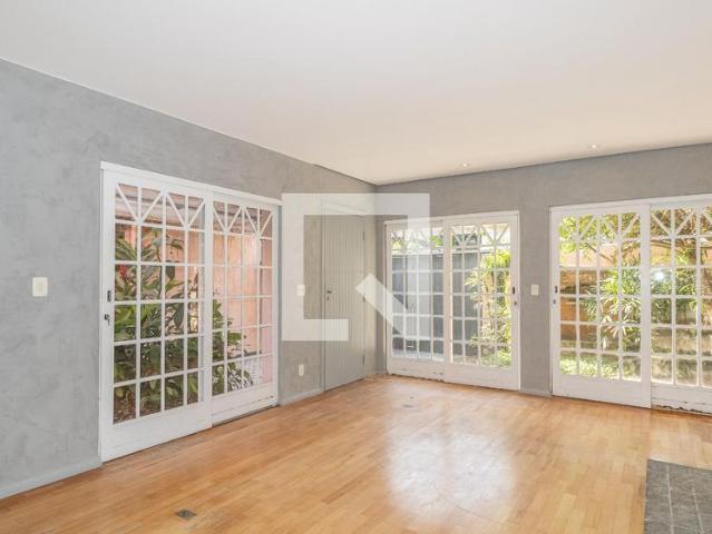 Casa aluguel em São Paulo, Moema