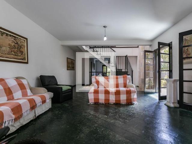 Casa aluguel em Região Imediata de São Paulo, Região Metropolitana de São Paulo