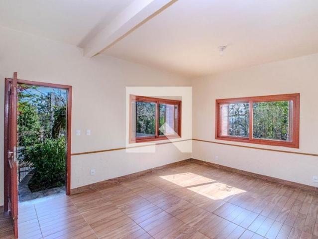 Casa aluguel em Jardim Leopoldina, Porto Alegre