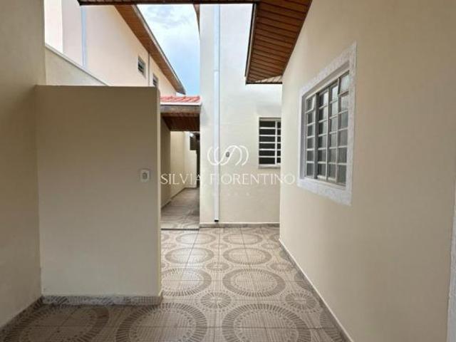Casa venda em Região Imediata de Taubaté-Pindamonhangaba, Região Metropolitana do Vale do Paraíba e Litoral Norte