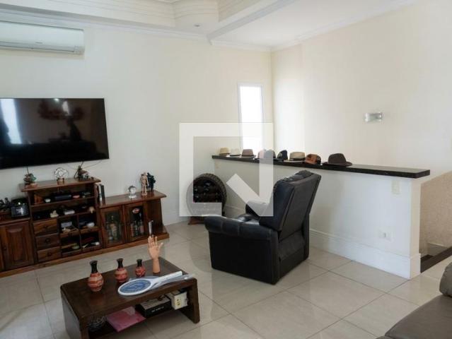 Casa aluguel em Taruma, Santana de Parnaíba