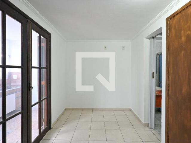 Casa aluguel em Região Imediata de São Paulo, Região Metropolitana de São Paulo