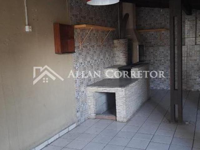 Casa venda em Núcleo Balneário Maria Helena I, Caraguatatuba