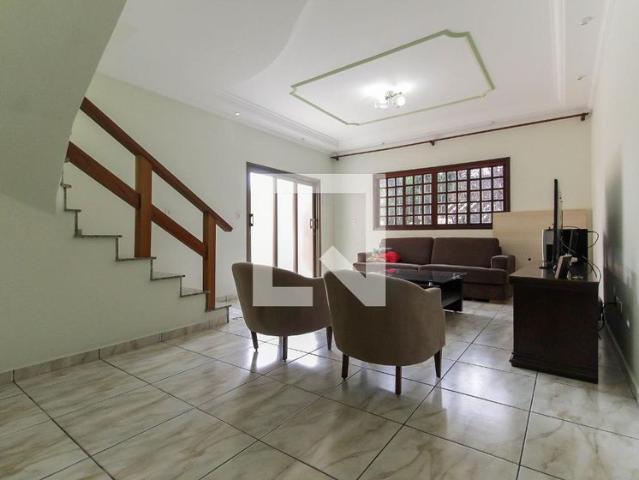 Casa aluguel em Região Imediata de São Paulo, Região Metropolitana de São Paulo