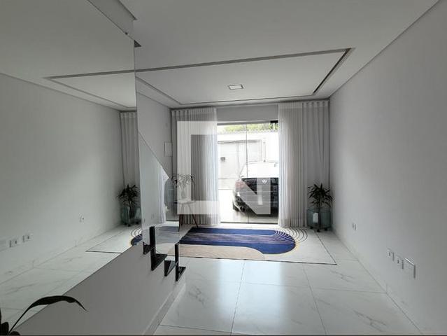 Casa aluguel em Região Imediata de São Paulo, Região Metropolitana de São Paulo