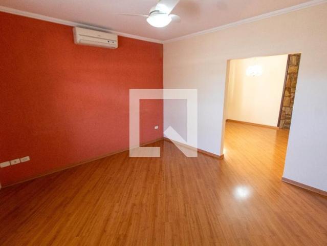 Casa aluguel em Região Imediata de Campinas, Região Metropolitana de Campinas