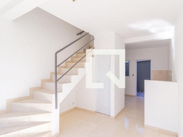 Casa aluguel em Vila Caldas, Carapicuiba