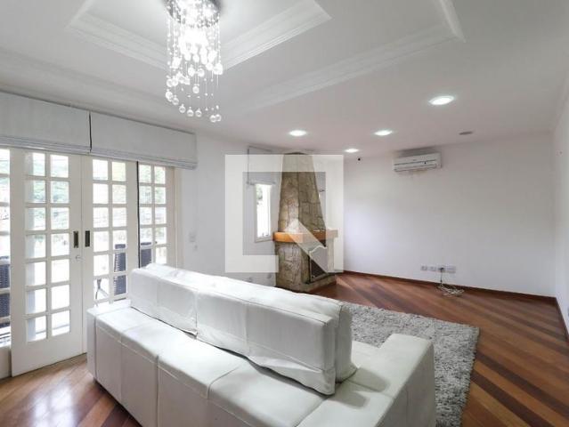 Casa aluguel em Região Imediata de São Paulo, Região Metropolitana de São Paulo