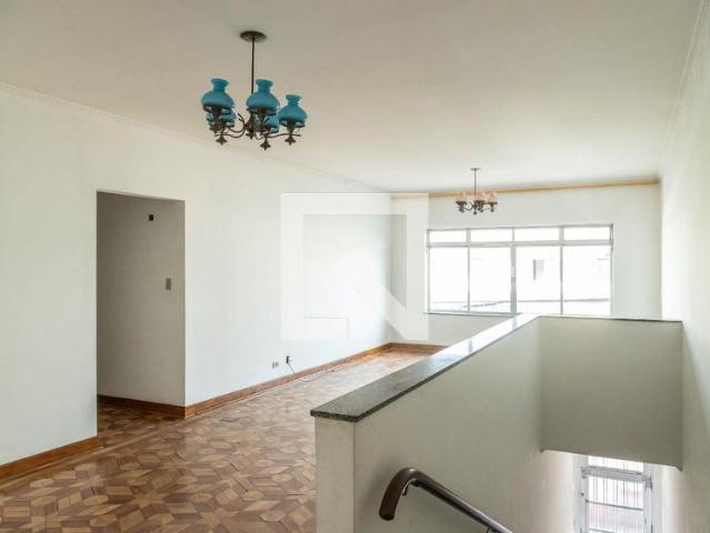 Casa aluguel em Vila Dalila, São Paulo