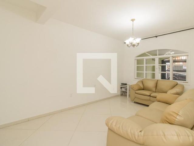 Casa aluguel em Região Imediata de São Paulo, Região Metropolitana de São Paulo