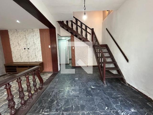 Casa aluguel em Região Geográfica Imediata do Rio de Janeiro, Região Metropolitana do Rio de Janeiro