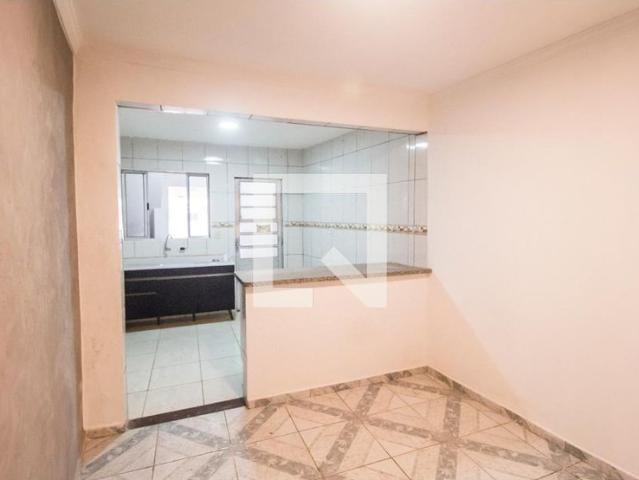 Casa aluguel em Parque Jandaia, Carapicuiba