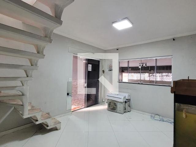 Casa aluguel em Região Imediata de São Paulo, Região Metropolitana de São Paulo