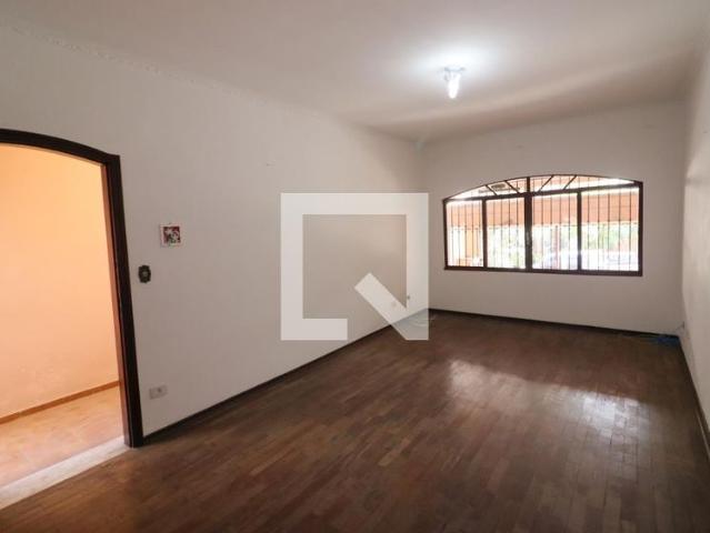 Casa aluguel em Amargosa, São Paulo