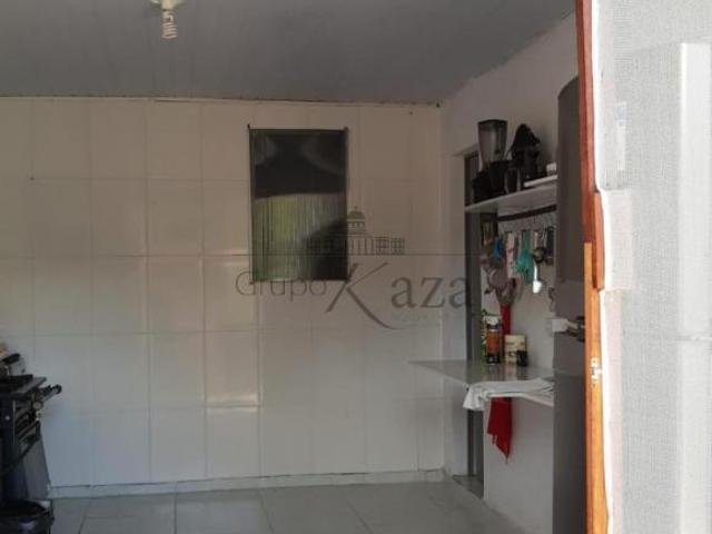Casa venda em Região Imediata de São José dos Campos, Região Metropolitana do Vale do Paraíba e Litoral Norte