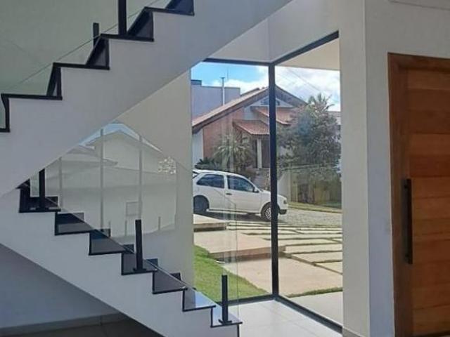 Casa venda em Região Imediata de São José dos Campos, Região Metropolitana do Vale do Paraíba e Litoral Norte
