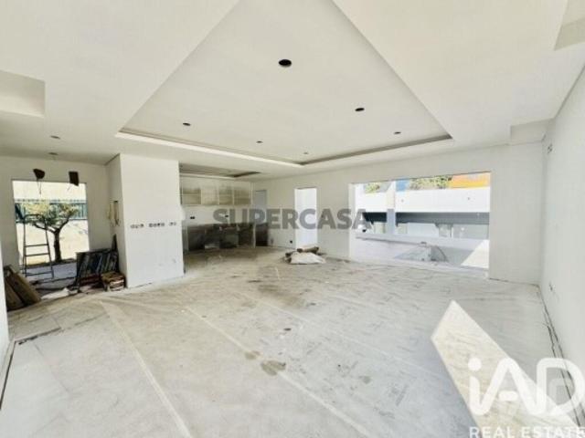 Casa venda em Fernão Ferro, Seixal