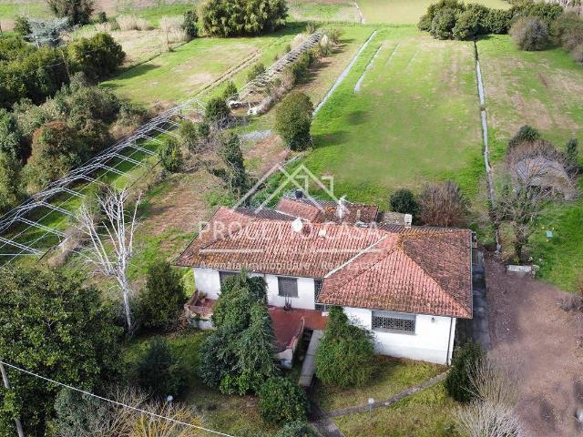 Villa Indipendente in vendita a località Bucine, Camaiore