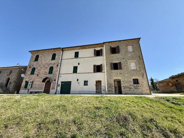 Casa in vendita a Marche, Fermo