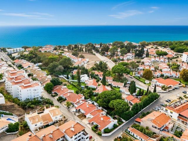 Vivenda venda em Albufeira e Olhos de Água, Albufeira