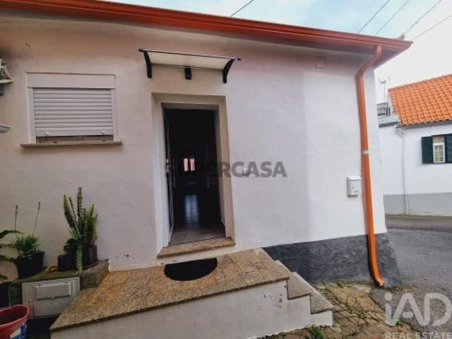 Casa venda em Mouraz e Vila Nova da Rainha, Tondela