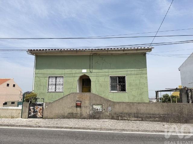 Vivenda venda em Bairro dos CTT, Odivelas
