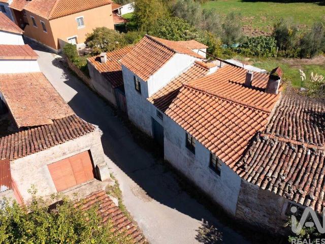 Casa venda em Serpins, Lousã