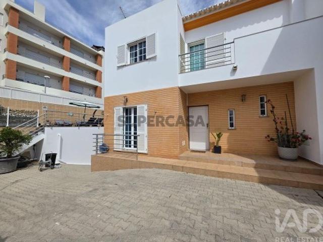 Casa venda em Albufeira e Olhos de Água, Albufeira