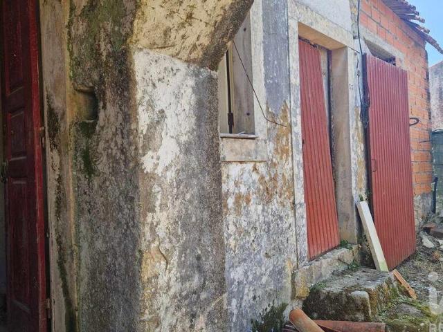 Casa venda em Porto De Mós, Leiria