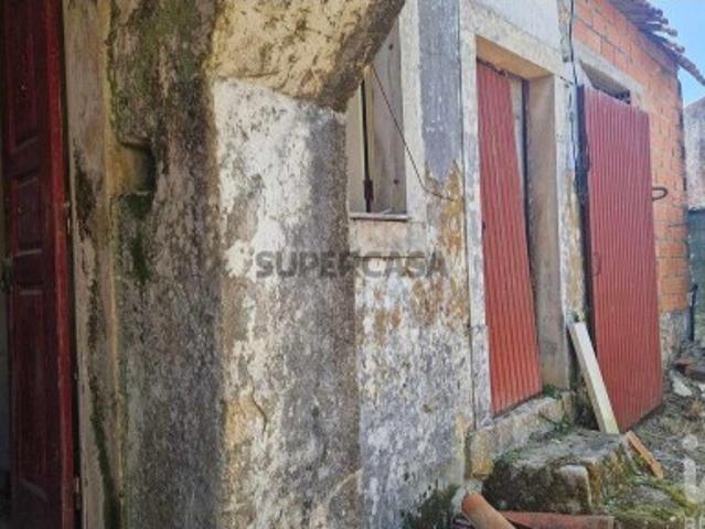 Casa venda em Porto De Mós, Leiria