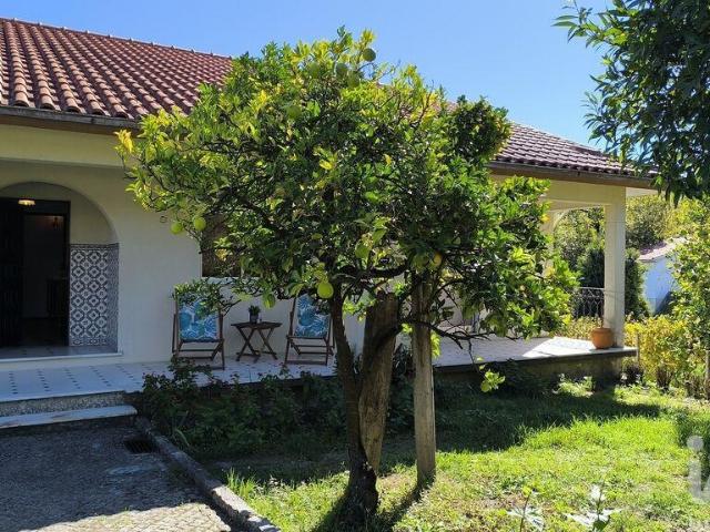 Casa venda em Campo de Besteiros, Tondela
