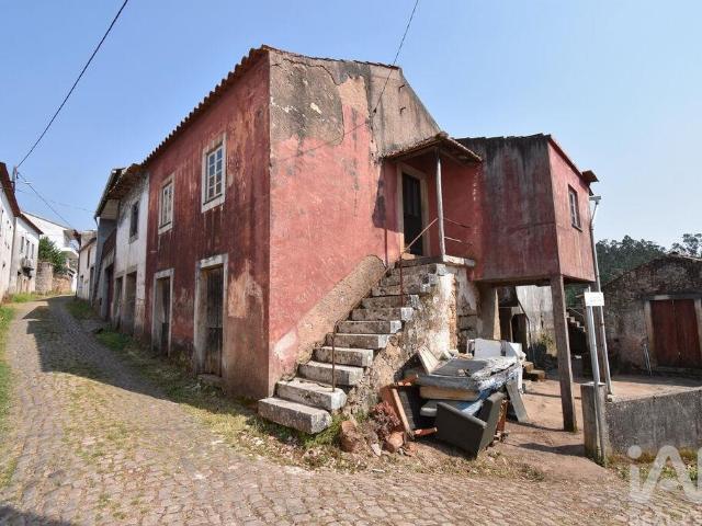 Casa venda em Grocinas, Penela