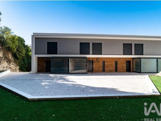 Casa venda em Urbanização da Encosta, Leiria
