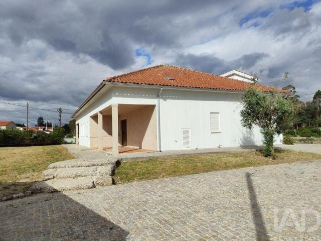 Vivenda venda em Midões, Tábua