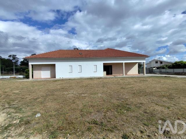Casa venda em Vila do Mato, Tábua