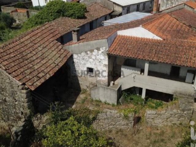 Casa venda em Vale de Taipa, Tábua