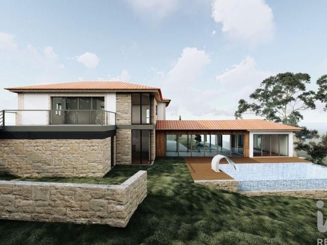 Casa venda em Santa Comba Dão e Couto de Mosteiro, Santa Comba Dão
