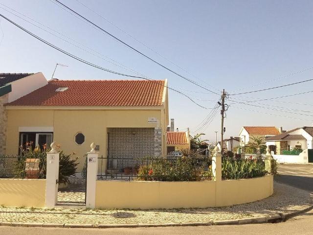 Casa alugar em Leiria, Atouguia da Baleia