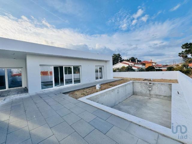 Vivenda venda em Azeitão (São Lourenço e São Simão), Setúbal