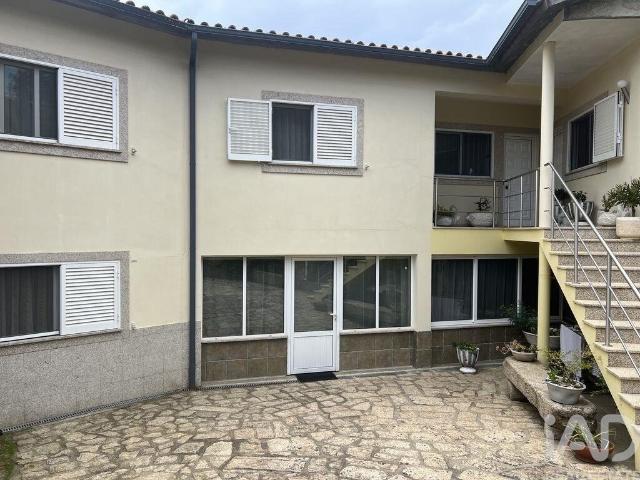 Vivenda venda em Santa Comba, Cambra e Carvalhal de Vermilhas