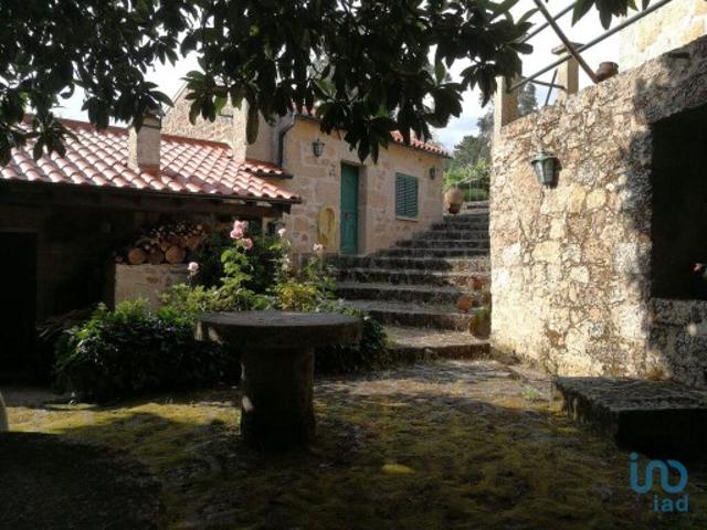 Casa venda em Fundão, Castelo Novo