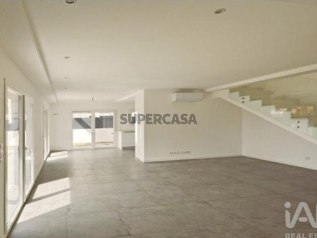 Casa venda em Redondos, Seixal