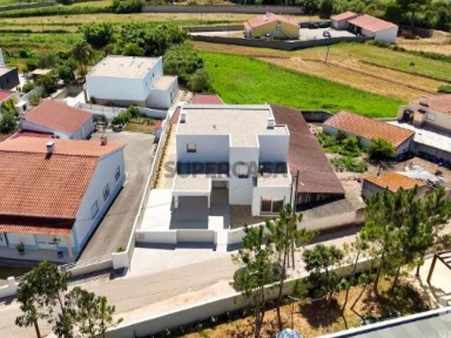 Casa venda em Casal das Hortas, Alcobaça