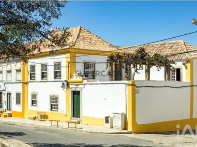 Casa venda em Azeitão (São Lourenço e São Simão), Setúbal