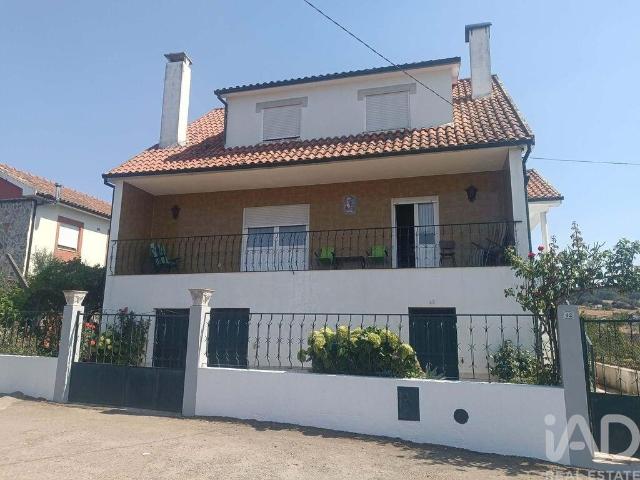 Casa venda em Mogadouro, Bragança