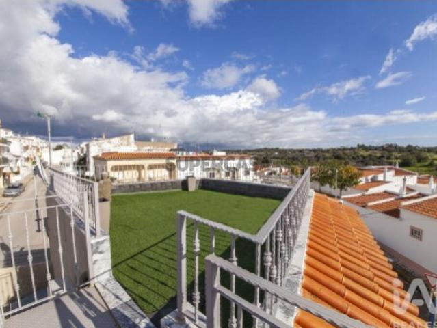 Casa venda em Estômbar, Faro