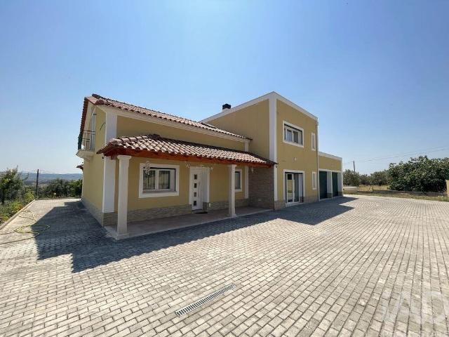 Vivenda venda em Tomar (São João Baptista) e Santa Maria dos Olivais, Tomar