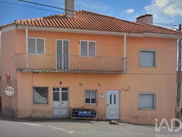 Casa venda em Mogadouro, Bragança